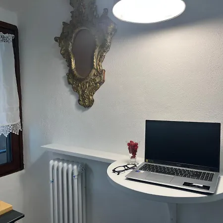 Apartment Dimora Borsotto Palazzo Storico, Acquario, Porto Antico Genoa